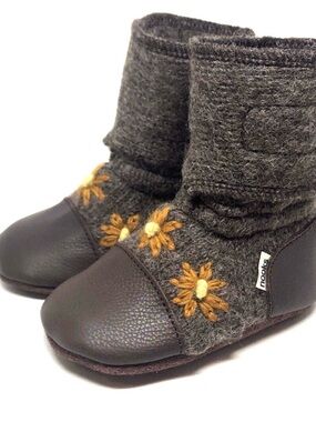 Nooks Embroidered Felted Wool Booties